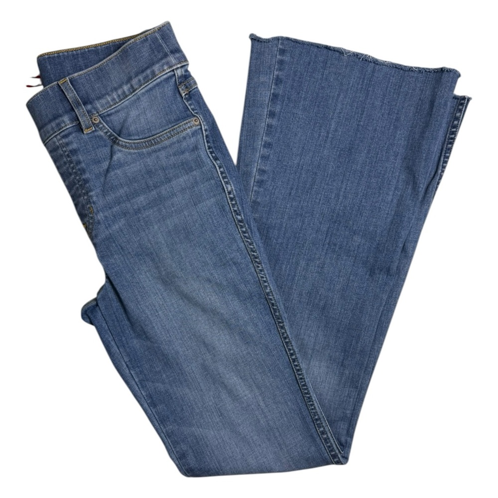 SPANX EUC Light Blue Denim High-Rise Stretch Pull-on Flare Raw Hem Jeans Size S